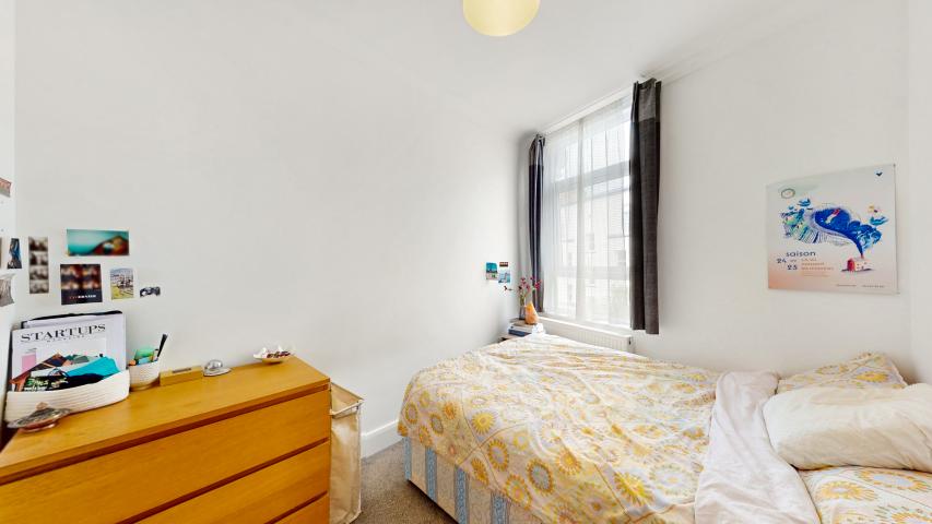 			3 Bedroom, 1 bath, 1 reception Flat			 Willesden Lane, Kilburn